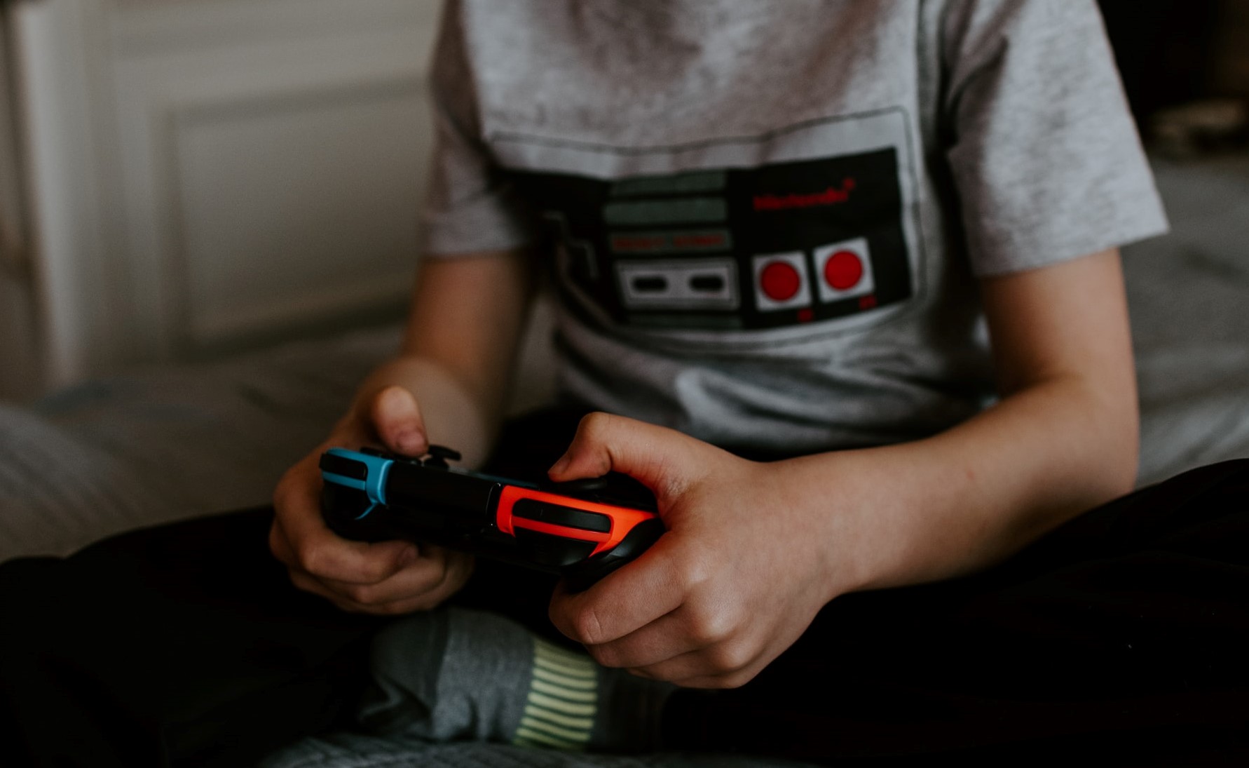How To Connect Switch To TV? Complete Guide The Cyber Flame 2023